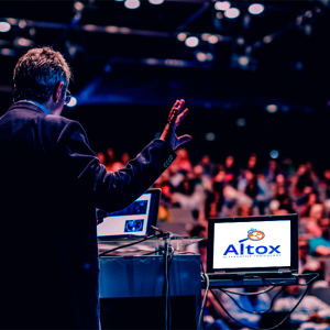 Altox apresenta palestra sobre plataforma de modelos computacionais e IA em seminário da ANVISA